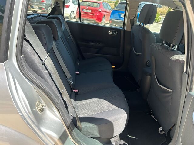 RENAULT MEGANE ESTATE 1.5 DCI SPANISH LHD IN SPAIN 89000 MILES SUPER 2005